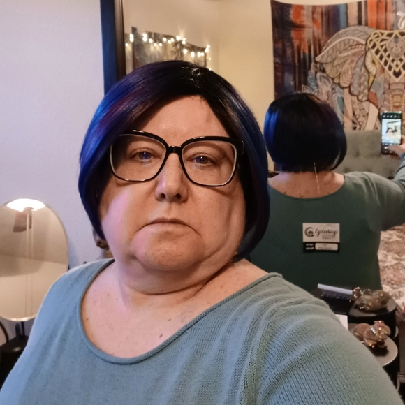 Meet your Posher, TKO - Picture 2 of 12